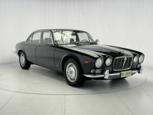 Bild 6/7 von Jaguar XJ 6 2.8 (1971)