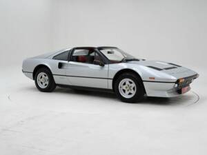 Image 3/15 of Ferrari 308 GTS Quattrovalvole (1983)