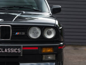 Image 4/57 of BMW M3 (1988)