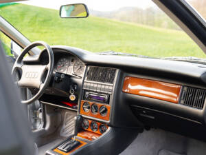 Immagine 36/70 di Audi 90 - 2.3E (1990)