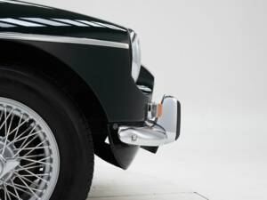 Afbeelding 12/15 van MG MGB (1973)