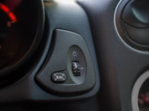 Immagine 40/46 di Alfa Romeo GTV 2.0 JTS (2003)