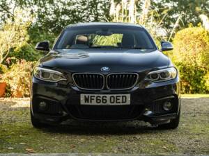 Image 47/50 of BMW 220i (2016)