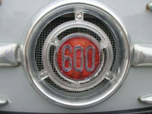Image 7/20 of FIAT 600 (1960)