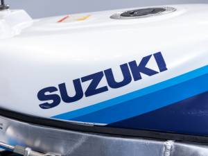 Image 28/41 of Suzuki DUMMY (1990)