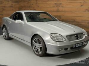 Image 8/19 of Mercedes-Benz SLK 320 (2000)