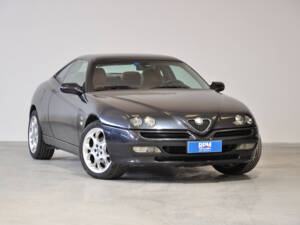 Image 1/29 of Alfa Romeo GTV 2.0 Twin Spark (2001)