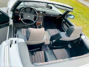 Immagine 8/16 di Mercedes-Benz 300 SL (1986)
