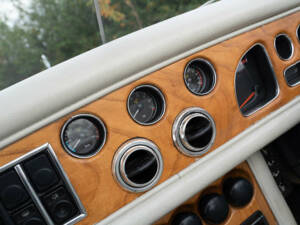 Image 15/50 of Beauford Serie 3 (2010)