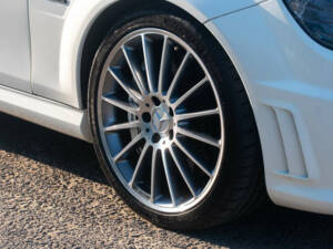 Immagine 46/50 di Mercedes-Benz C 63 AMG T (2009)