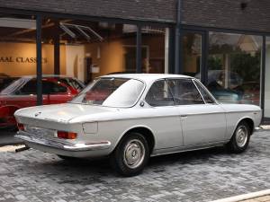 Immagine 5/50 di BMW 2000 CS (1967)
