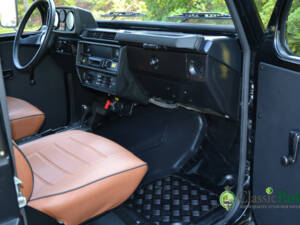 Bild 22/49 von Mercedes-Benz 230 GE (lang) (1991)