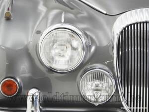 Bild 11/15 von Daimler 2.5 Litre V8 (1963)