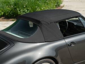 Immagine 25/50 di Porsche 911 Carrera 4 (1990)