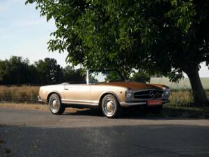 Bild 2/30 von Mercedes-Benz 230 SL (1966)