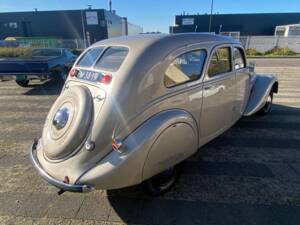 Image 10/50 of Peugeot 402 B (1938)