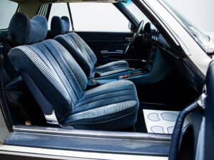 Image 11/31 of Mercedes-Benz 450 SLC (1977)