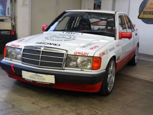 Image 6/31 of Mercedes-Benz 190 E 2.6 (1990)