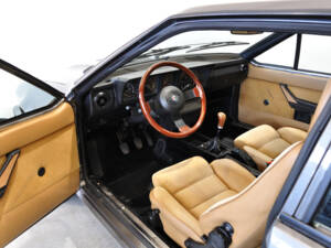 Imagen 24/34 de Alfa Romeo GTV 6 2.5 (1986)