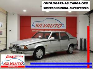 Immagine 1/14 di Alfa Romeo 75 1.8 (1991)