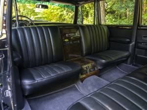 Image 23/30 of Mercedes-Benz 600 (1961)