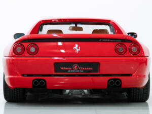 Imagen 6/39 de Ferrari F 355 Berlinetta (1997)