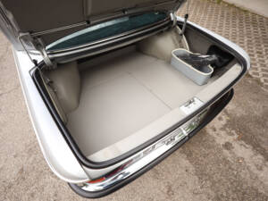 Image 30/95 of BMW 3.0 CSi (1975)