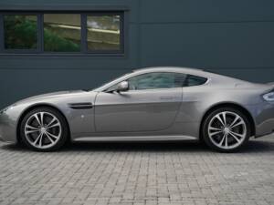 Imagen 4/50 de Aston Martin V12 Vantage (2012)