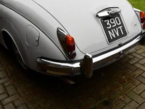 Afbeelding 5/24 van Jaguar Mk II 2.4 (1960)