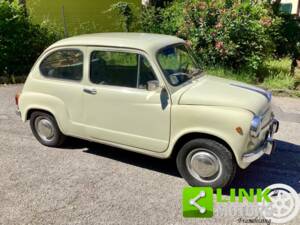 Image 4/10 de FIAT 600 D (1966)