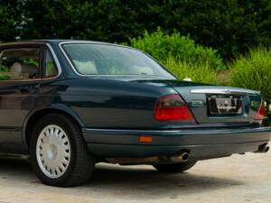 Afbeelding 8/50 van Jaguar XJ6 3.2 (1995)