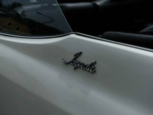 Image 16/41 of Chevrolet Impala Convertible (1971)