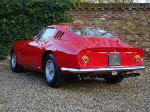 Image 33/50 of Ferrari 275 GTB (1965)