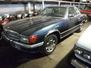 Image 38/50 of Mercedes-Benz 380 SL (1982)