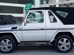 Image 4/16 of Mercedes-Benz G 400 CDI (SWB) (2001)