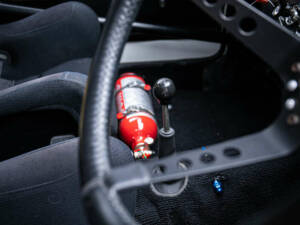Image 32/40 of Ford Escort Twin Cam (1968)