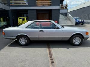 Afbeelding 7/27 van Mercedes-Benz 380 SEC (1984)