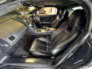 Afbeelding 45/50 van Aston Martin V8 Vantage S (2013)