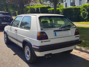 Bild 4/6 von Volkswagen Golf II GTi 1.8 (1988)