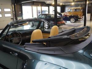 Image 48/50 of Porsche 911 Carrera RWB (1995)