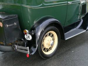 Image 10/13 of Ford Model A Tudor Sedan (1930)