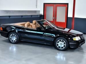 Afbeelding 7/7 van Mercedes-Benz 500 SL (1991)