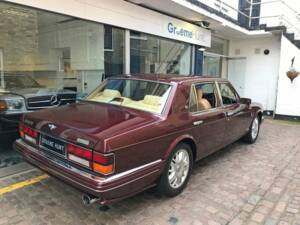 Imagen 23/26 de Bentley Brooklands R Mulliner (1998)