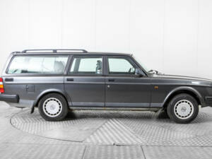 Bild 10/50 von Volvo 245 Super Polar (1993)