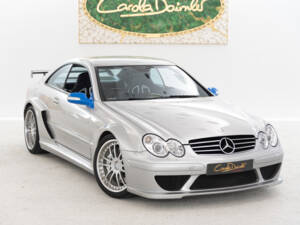 Immagine 13/44 di Mercedes-Benz CLK DTM AMG (2005)