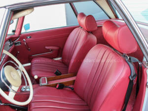 Image 7/15 of Mercedes-Benz 280 SL (1970)