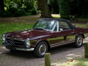 Immagine 39/59 di Mercedes-Benz 280 SL (1971)