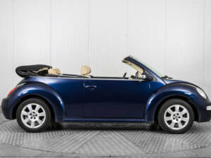 Image 10/50 de Volkswagen New Beetle 1.6 (2004)