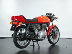 Image 4/50 of MV Agusta DUMMY (1975)