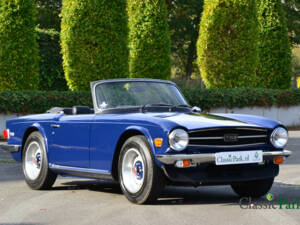 Image 4/50 of Triumph TR 6 (1975)